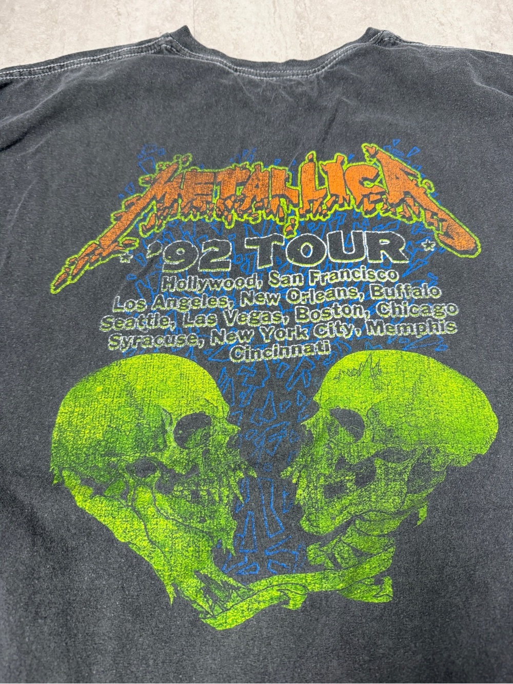 Metallica band tee Live In Concert 92 Graphic T-Shirt - Green Skull - Picture 6 of 6